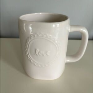 NWT Rae Dunn Artisan collection “love” mug